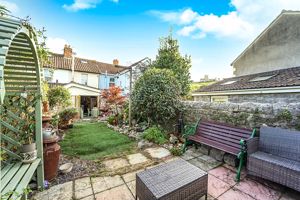 Rear garden - click for photo gallery